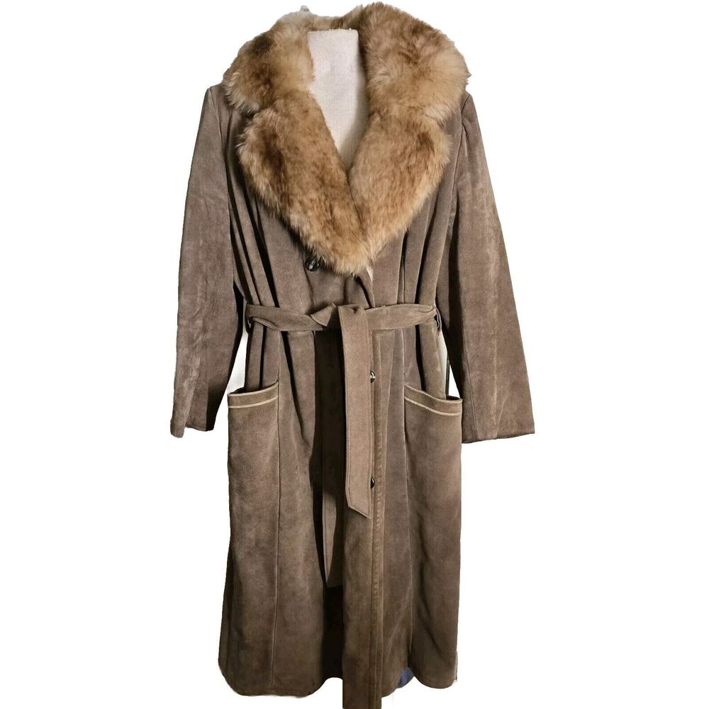 Luxurious Tan Suede Trench Coat with Fur Collar